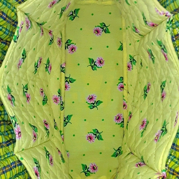 Floral quilted purse w/check holder wallet - Picture 4 of 7